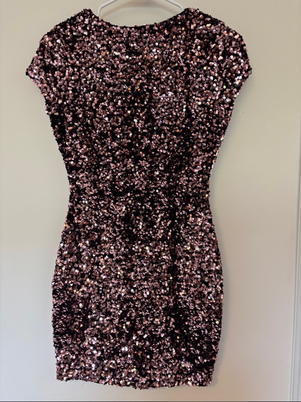Juniors Pink Sequin Stretch Mini Dress Size 3 or 4 Event Guest Dance Bodycon - Picture 2 of 9